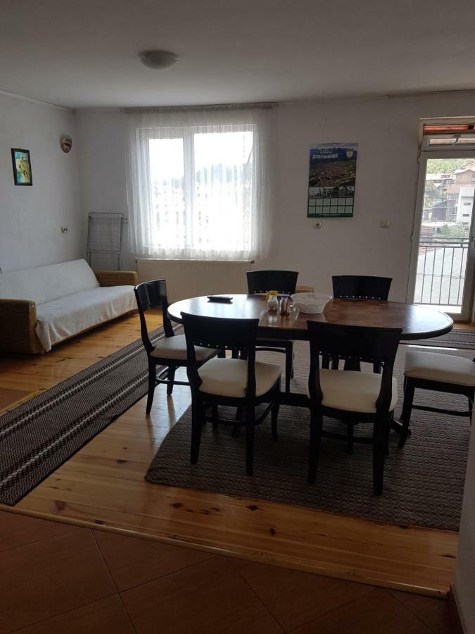 דוברינישטה Yana Guest House מראה חיצוני תמונה