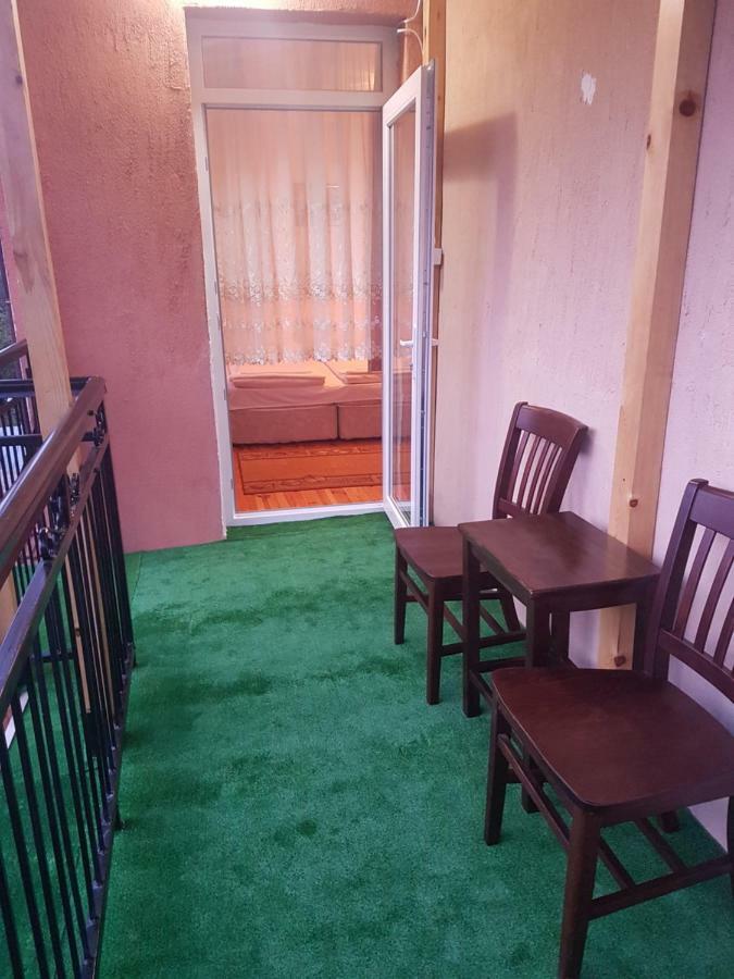 דוברינישטה Yana Guest House מראה חיצוני תמונה