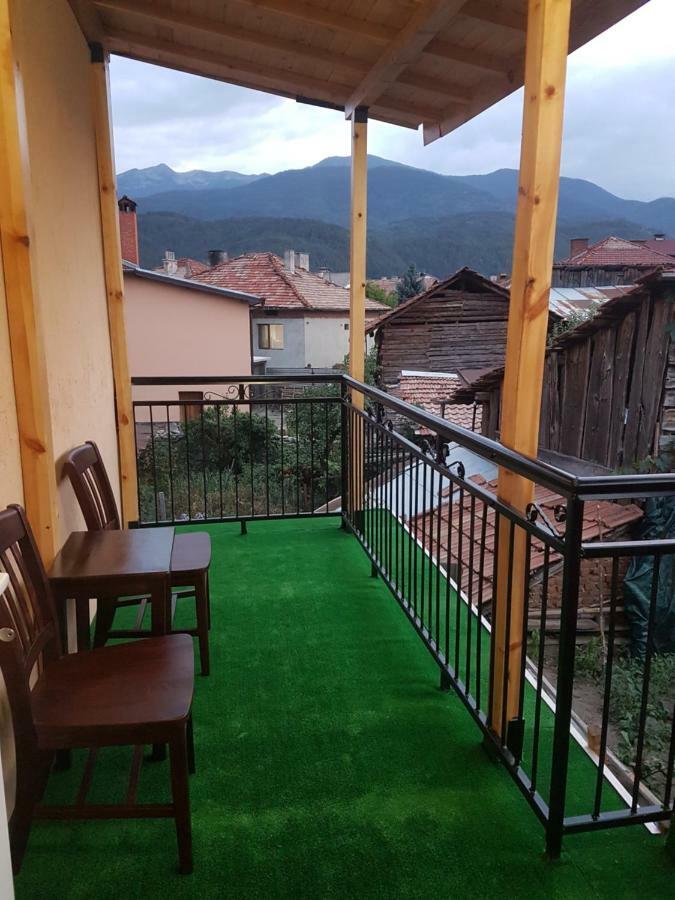 דוברינישטה Yana Guest House מראה חיצוני תמונה